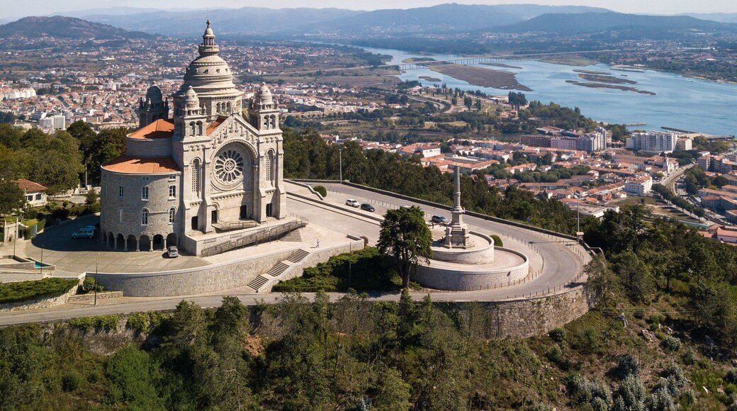 Santuário de Santa Luzia mit Blick über Viana do Castelo